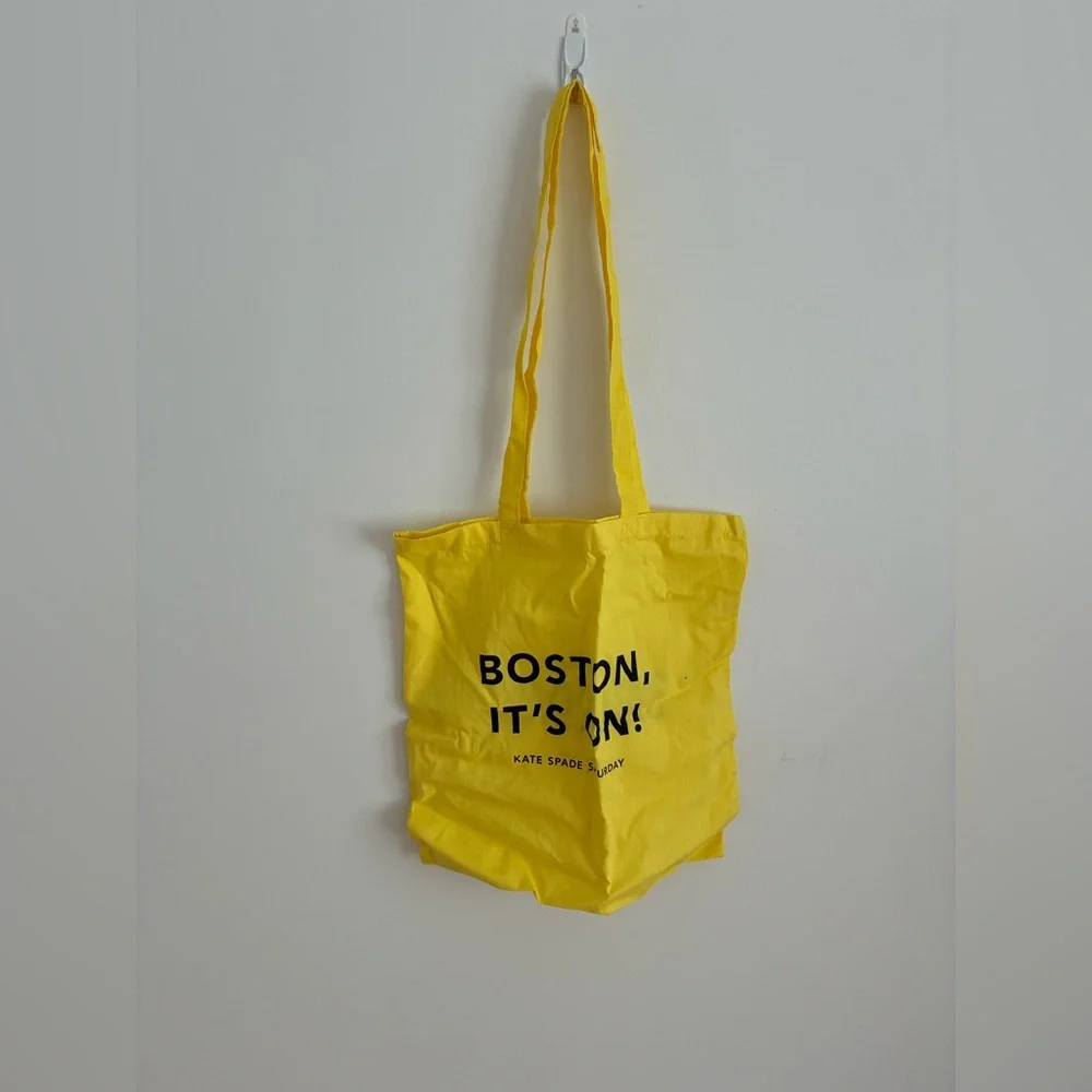 Vibrant Yellow Boston Tote NEW - Picture 3 of 3